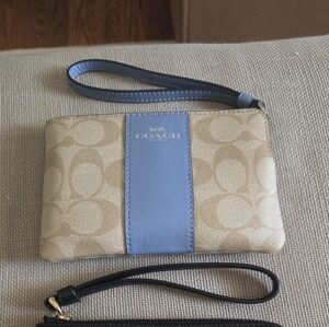 Coach Wristlet Light Blue